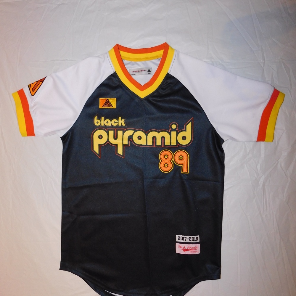 Black Pyramid Jersey